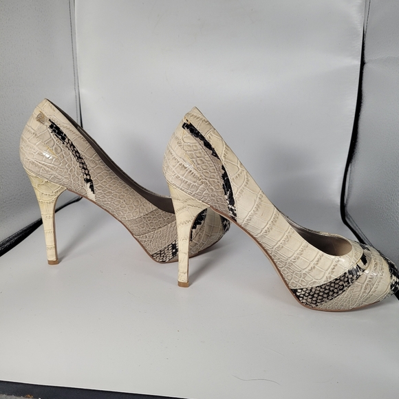 White House Black Market Snake Skin Peep Toe Heels - Picture 11 of 14